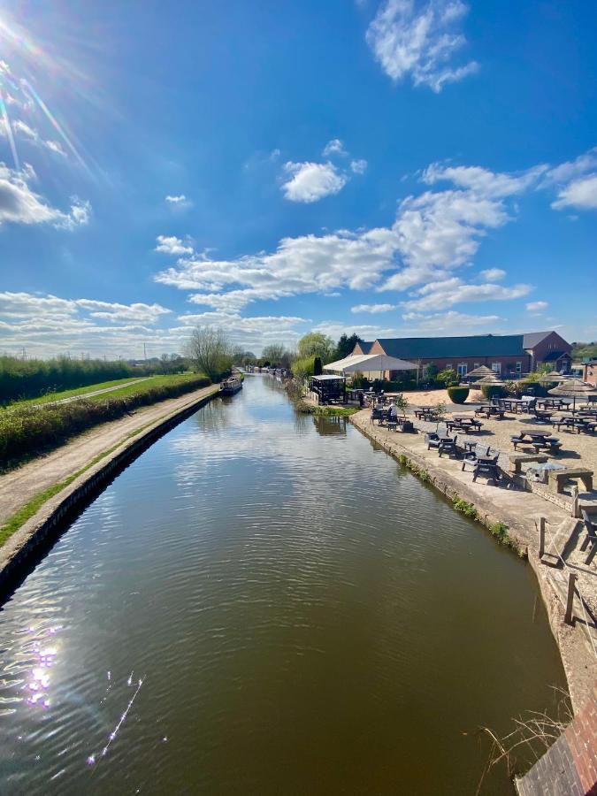ホテル The Granary Willington  エクステリア 写真